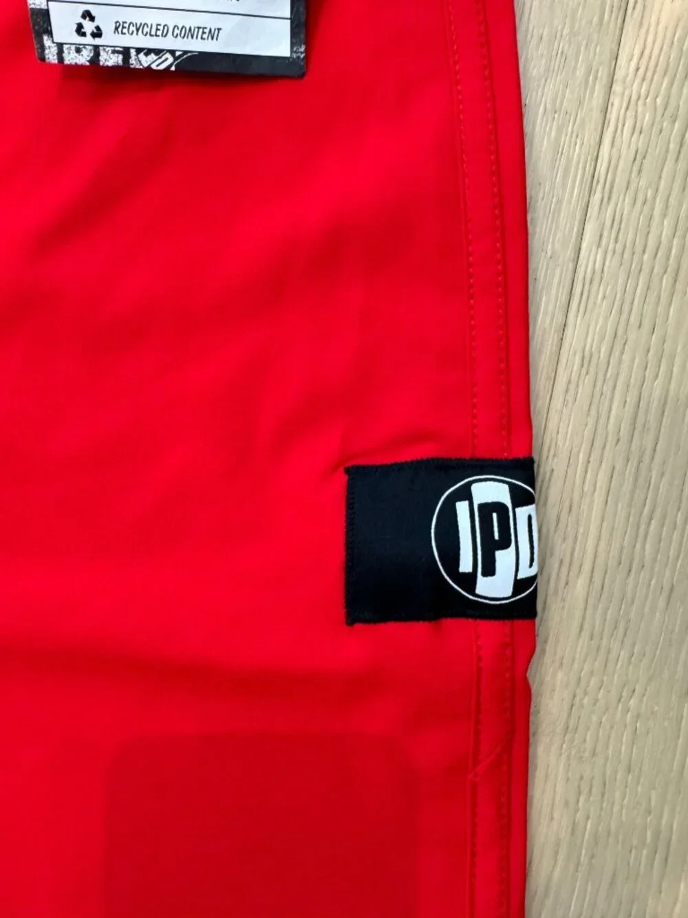 NWT IPD Solid Scallop Hi 83 Fit 18